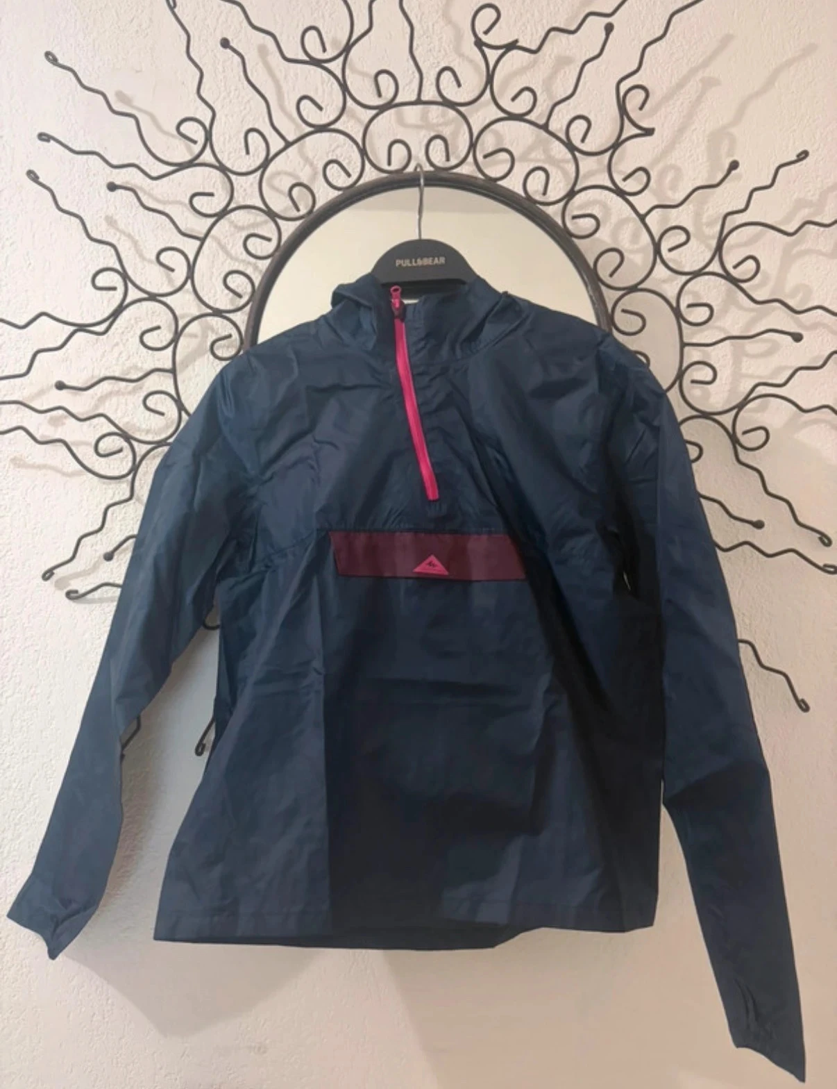 Waterproof windproof Quechua navy blue and pink jacket - size 7/9 years (123-140 cm) – photo 2